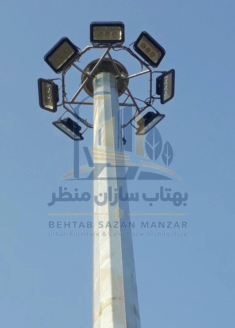 برج نوری با حلقه پروژکتورهای LED، از محصولات بهتاب سازان منظر